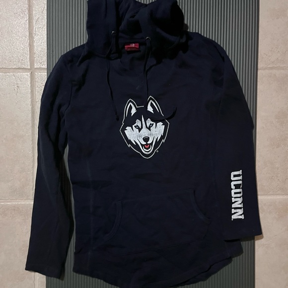UCONN tunic - Picture 1 of 2